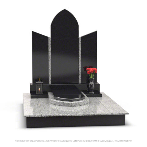 Памятник L102